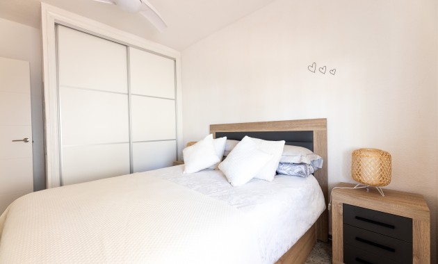 Herverkoop - Appartement / flat -
Punta Prima