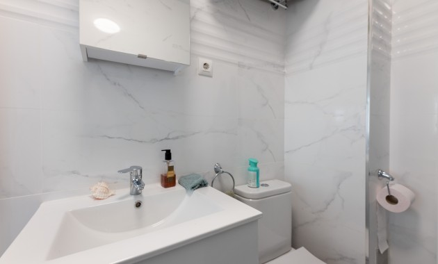 Herverkoop - Appartement / flat -
Punta Prima