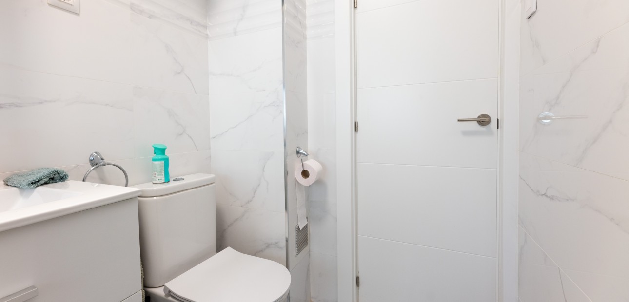 Herverkoop - Appartement / flat -
Punta Prima