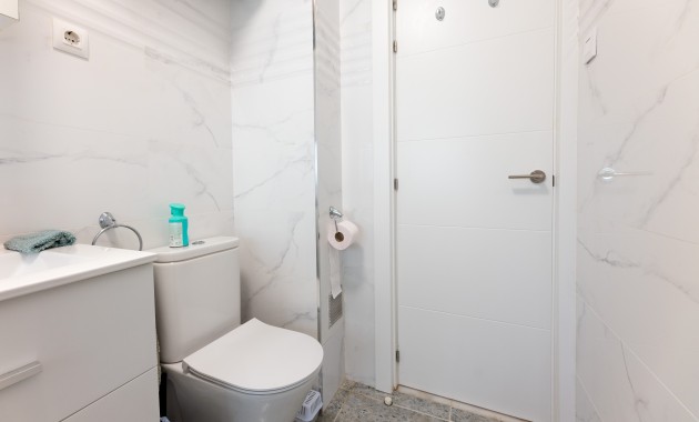 Herverkoop - Appartement / flat -
Punta Prima