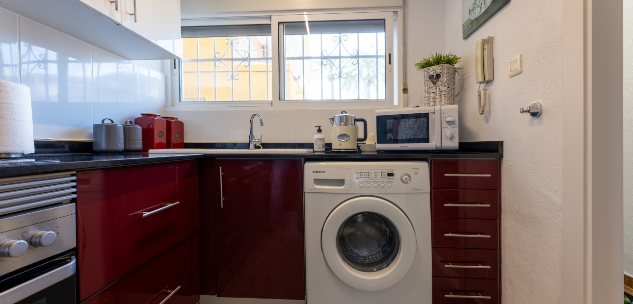 Herverkoop - Appartement / flat -
Punta Prima