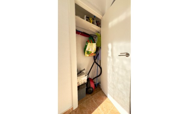 Herverkoop - Appartement / flat -
Punta Prima