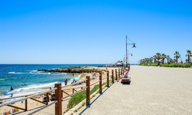 Herverkoop - Appartement / flat -
Punta Prima