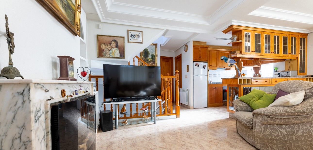 Herverkoop - Villa -
Los Altos