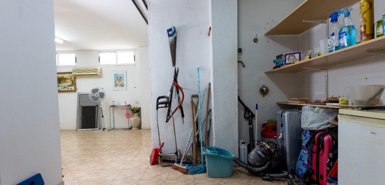 Herverkoop - Villa -
Los Altos