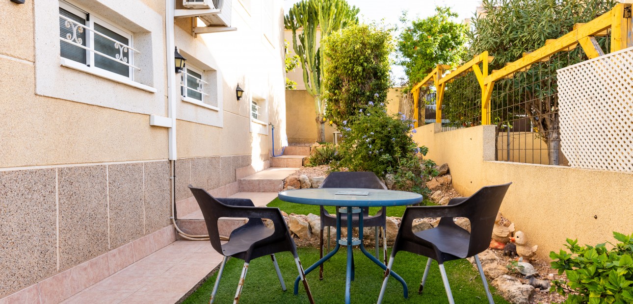 Herverkoop - Villa -
Los Altos