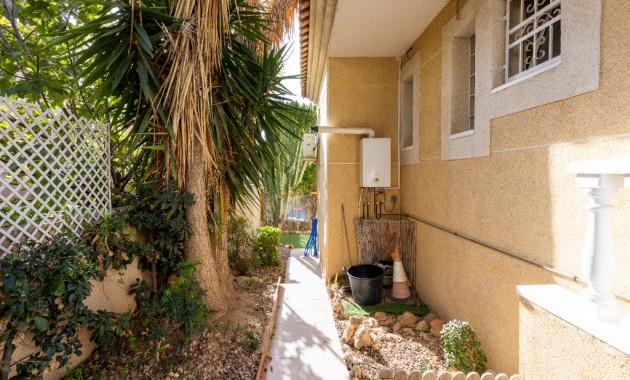 Herverkoop - Villa -
Los Altos