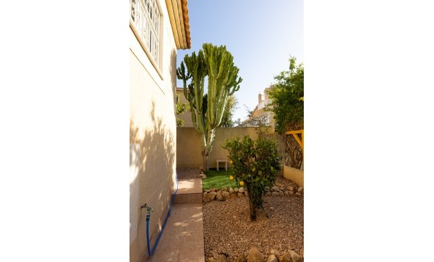 Herverkoop - Villa -
Los Altos