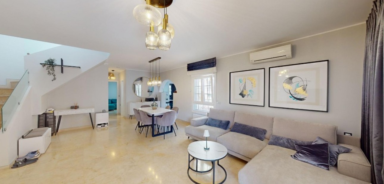 Sale - Villa -
Las Ramblas