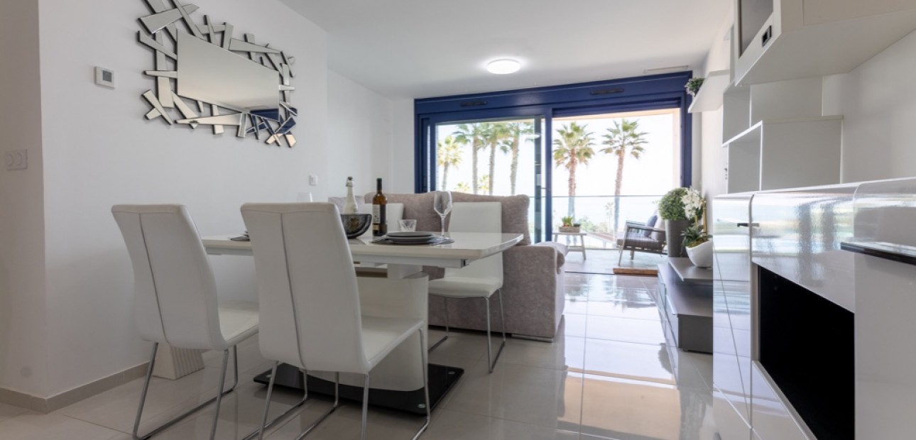 Sale - Apartment / flat -
Punta Prima - Sea Senses