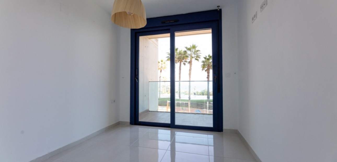 Sale - Apartment / flat -
Punta Prima - Sea Senses