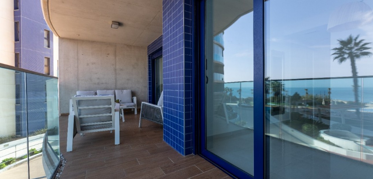 Sale - Apartment / flat -
Punta Prima - Sea Senses