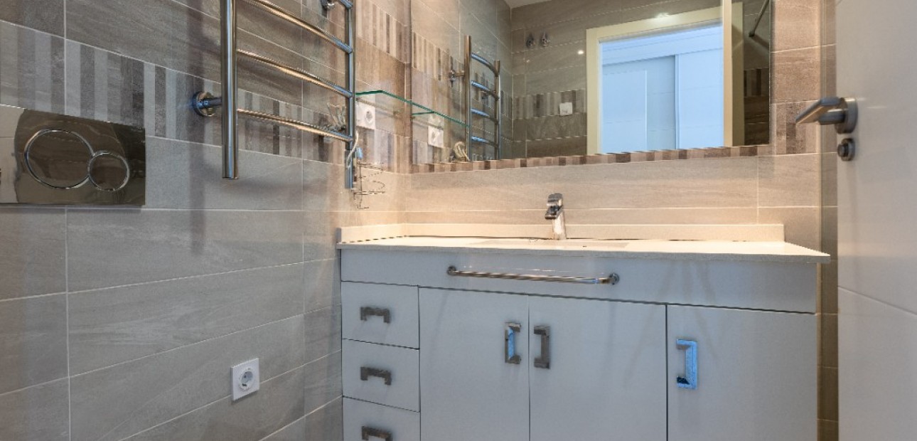 Sale - Apartment / flat -
Punta Prima - Sea Senses