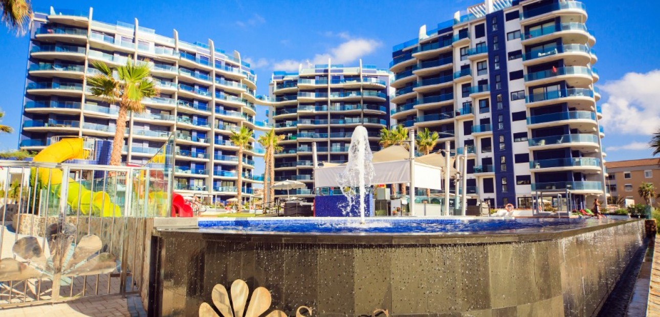 Sale - Apartment / flat -
Punta Prima - Sea Senses