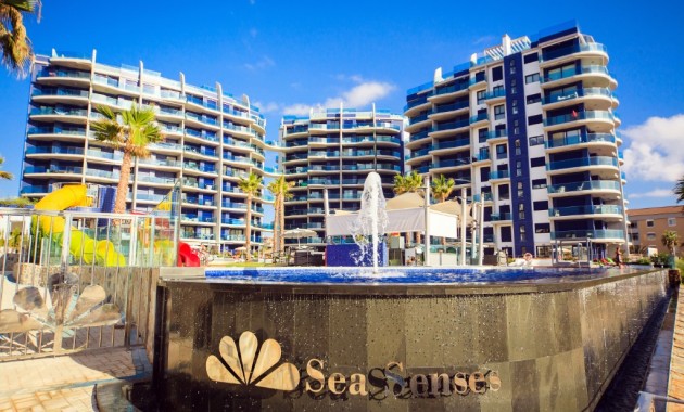 Sale - Apartment / flat -
Punta Prima - Sea Senses