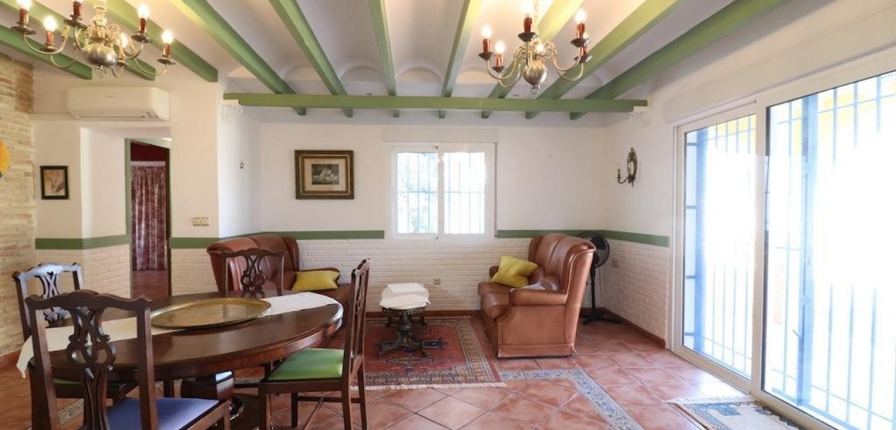 Herverkoop - Villa -
Los Dolses