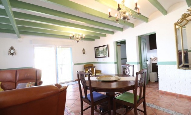 Herverkoop - Villa -
Los Dolses