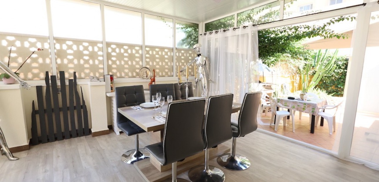 Herverkoop - Villa -
Cabo Roig - Lomas de Cabo Roig