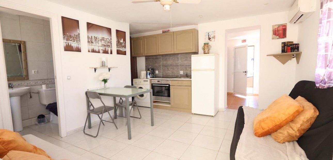 Herverkoop - Villa -
Cabo Roig - Lomas de Cabo Roig