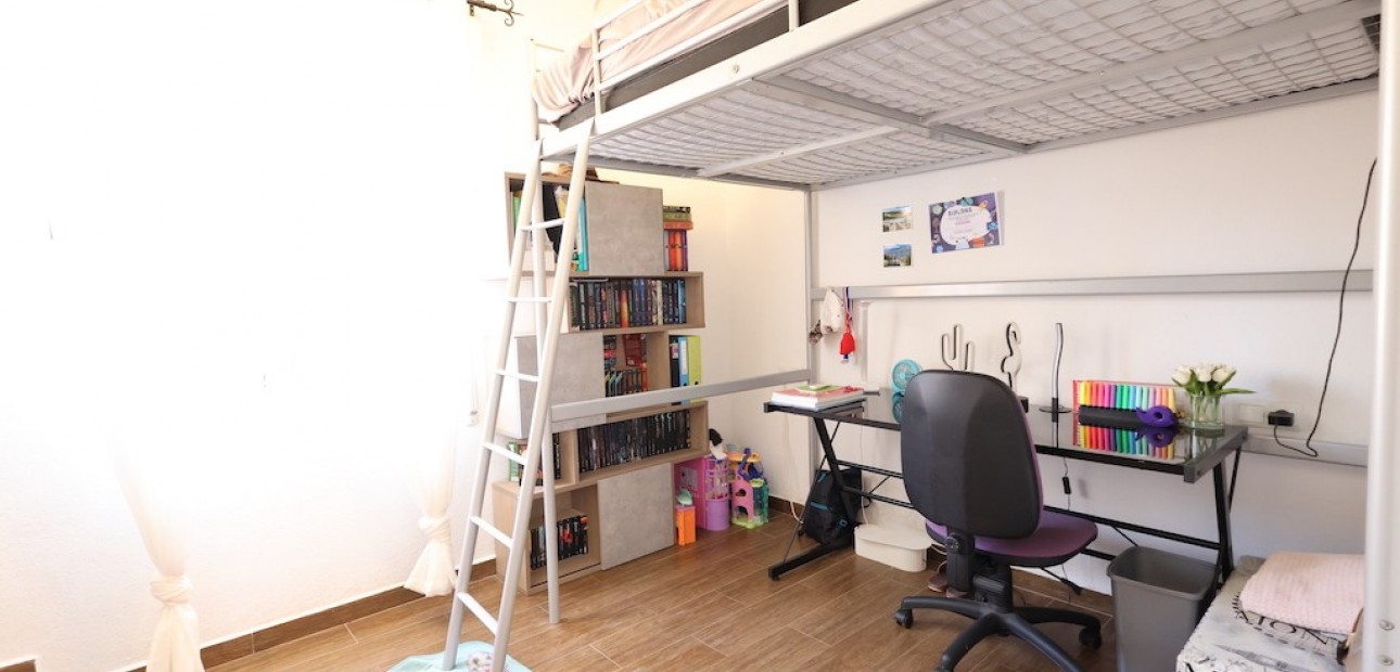 Herverkoop - Villa -
Cabo Roig - Lomas de Cabo Roig