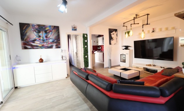 Herverkoop - Villa -
Cabo Roig - Lomas de Cabo Roig