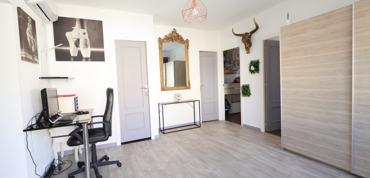 Herverkoop - Villa -
Cabo Roig - Lomas de Cabo Roig