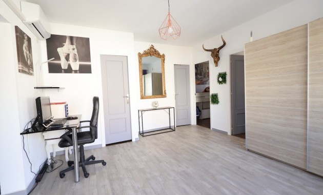 Herverkoop - Villa -
Cabo Roig - Lomas de Cabo Roig