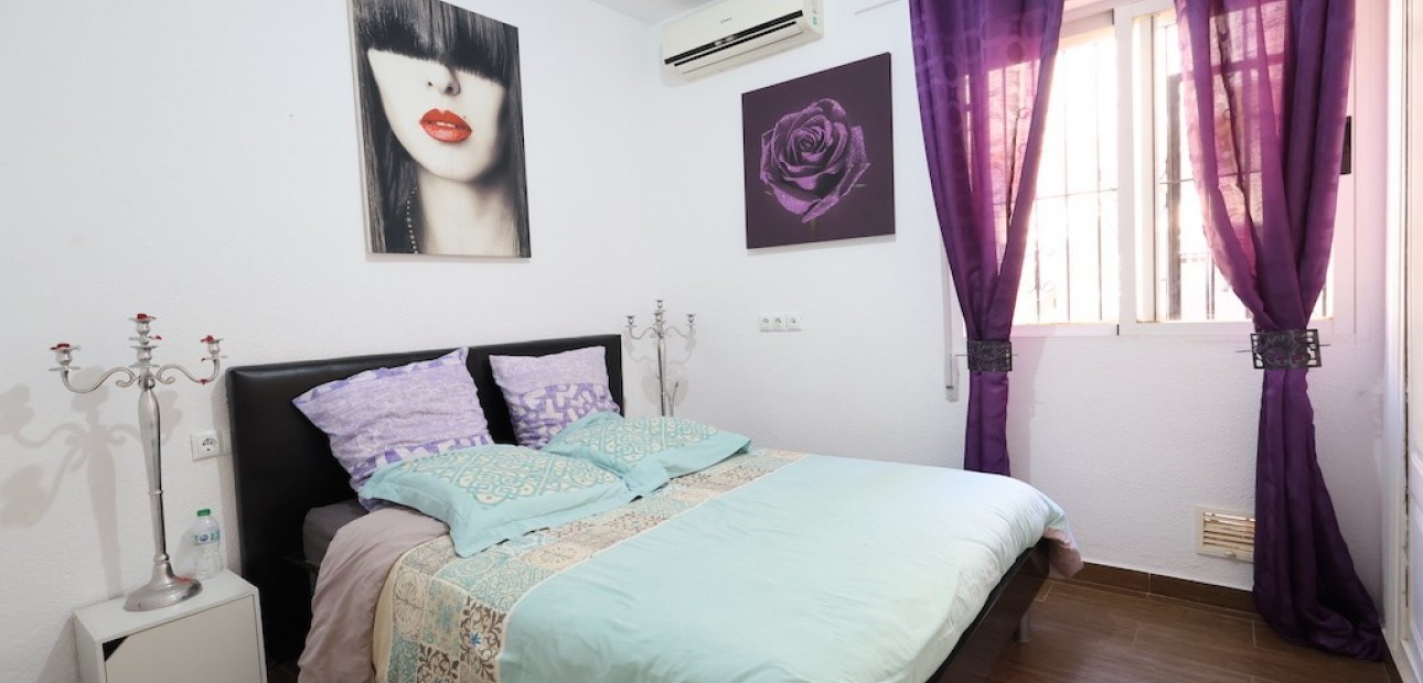 Herverkoop - Villa -
Cabo Roig - Lomas de Cabo Roig