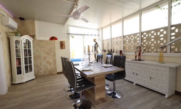 Herverkoop - Villa -
Cabo Roig - Lomas de Cabo Roig