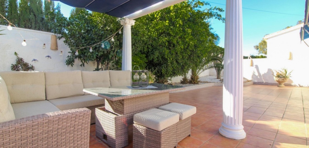 Venta - Villa -
Cabo Roig