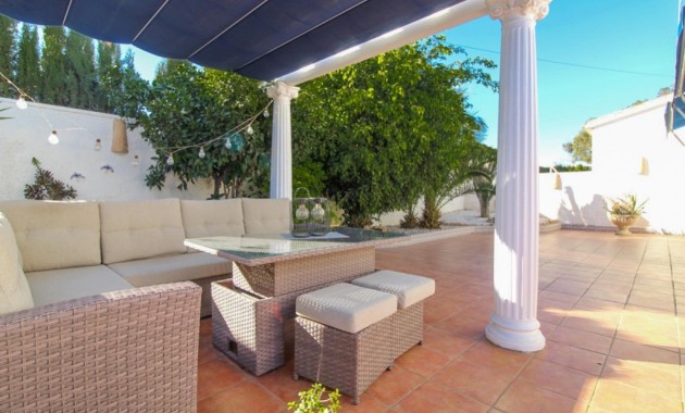 Venta - Villa -
Cabo Roig