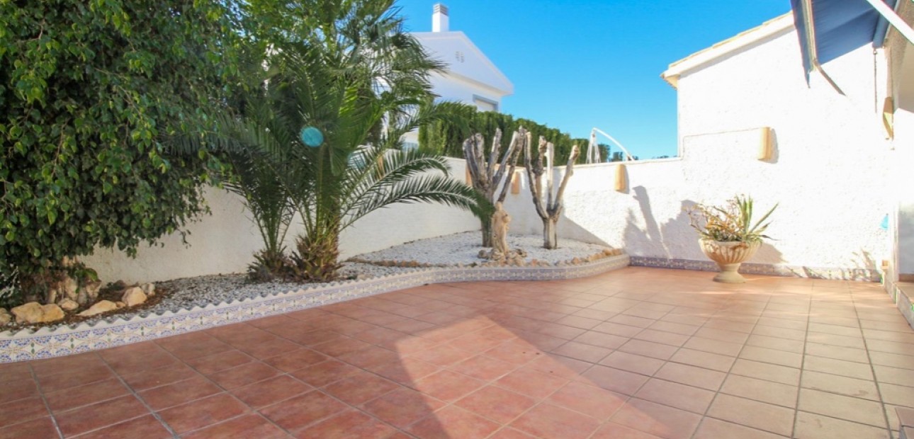Venta - Villa -
Cabo Roig