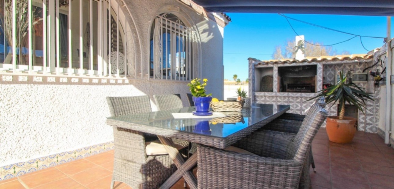 Venta - Villa -
Cabo Roig