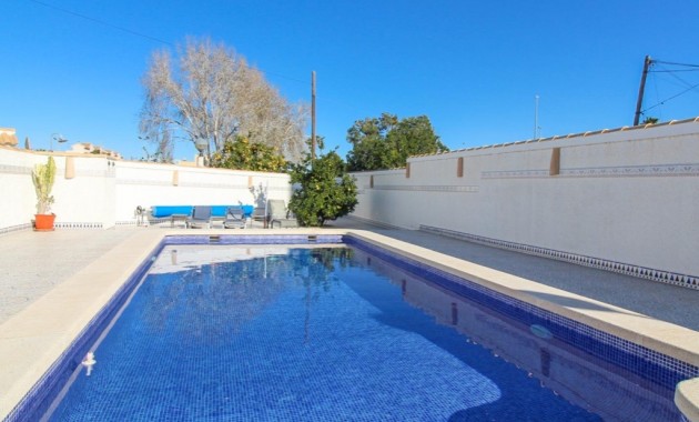 Venta - Villa -
Cabo Roig