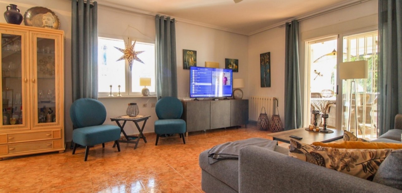 Venta - Villa -
Cabo Roig