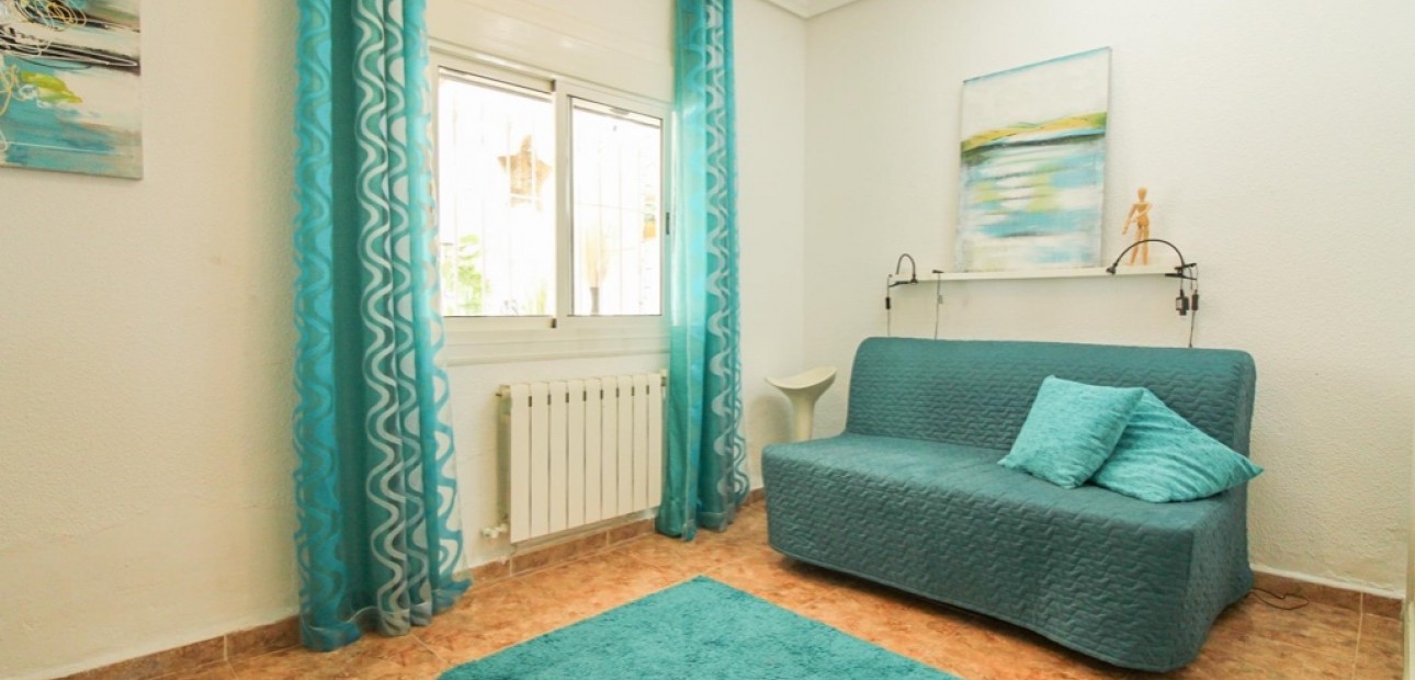 Venta - Villa -
Cabo Roig