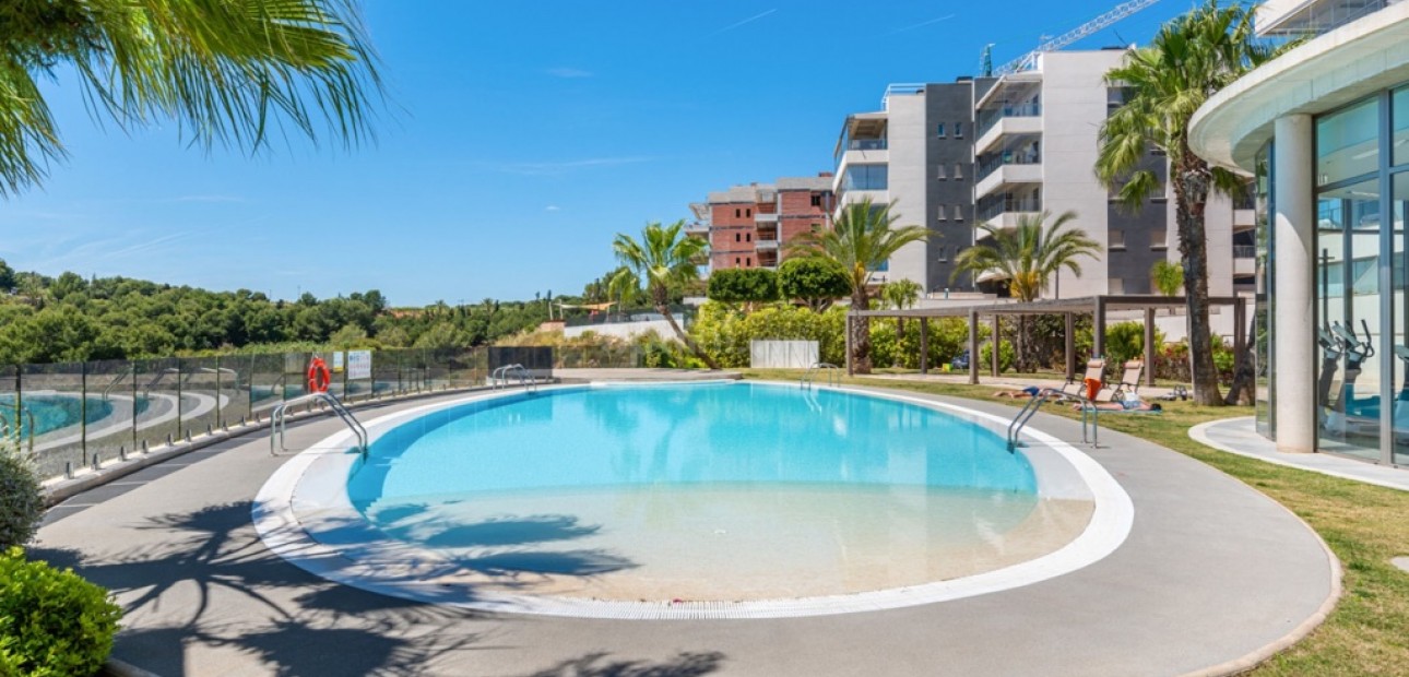 Herverkoop - Appartement / flat -
Orihuela Costa - Villamartín