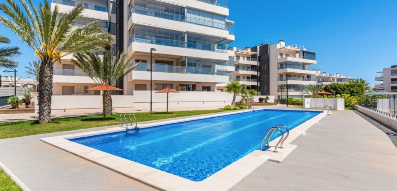 Herverkoop - Appartement / flat -
Orihuela Costa - Villamartín