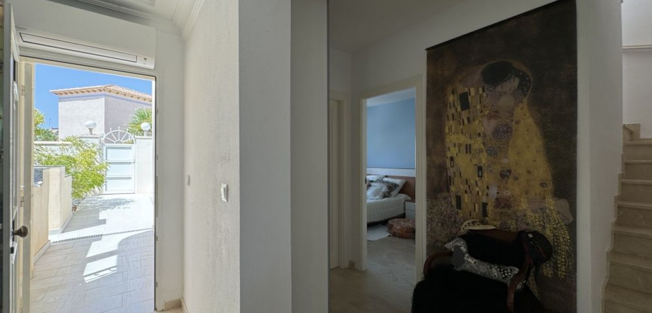 Herverkoop - Villa -
Las Ramblas