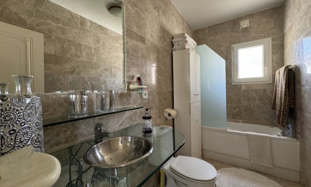 Herverkoop - Villa -
Las Ramblas