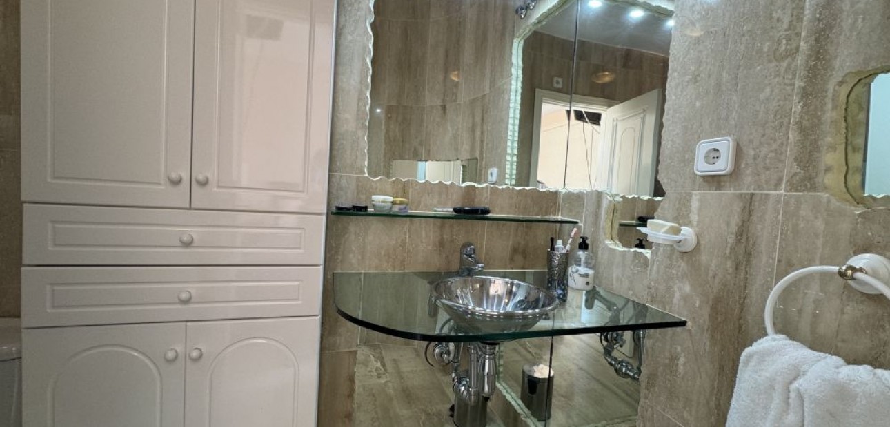 Herverkoop - Villa -
Las Ramblas