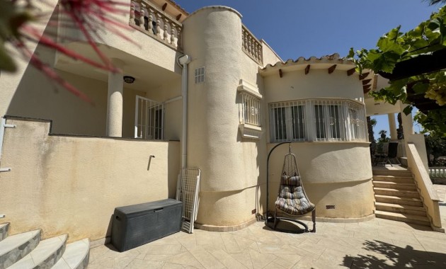 Herverkoop - Villa -
Las Ramblas