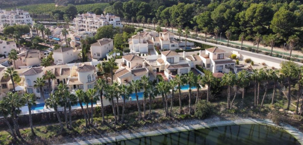 Herverkoop - Villa -
Las Ramblas