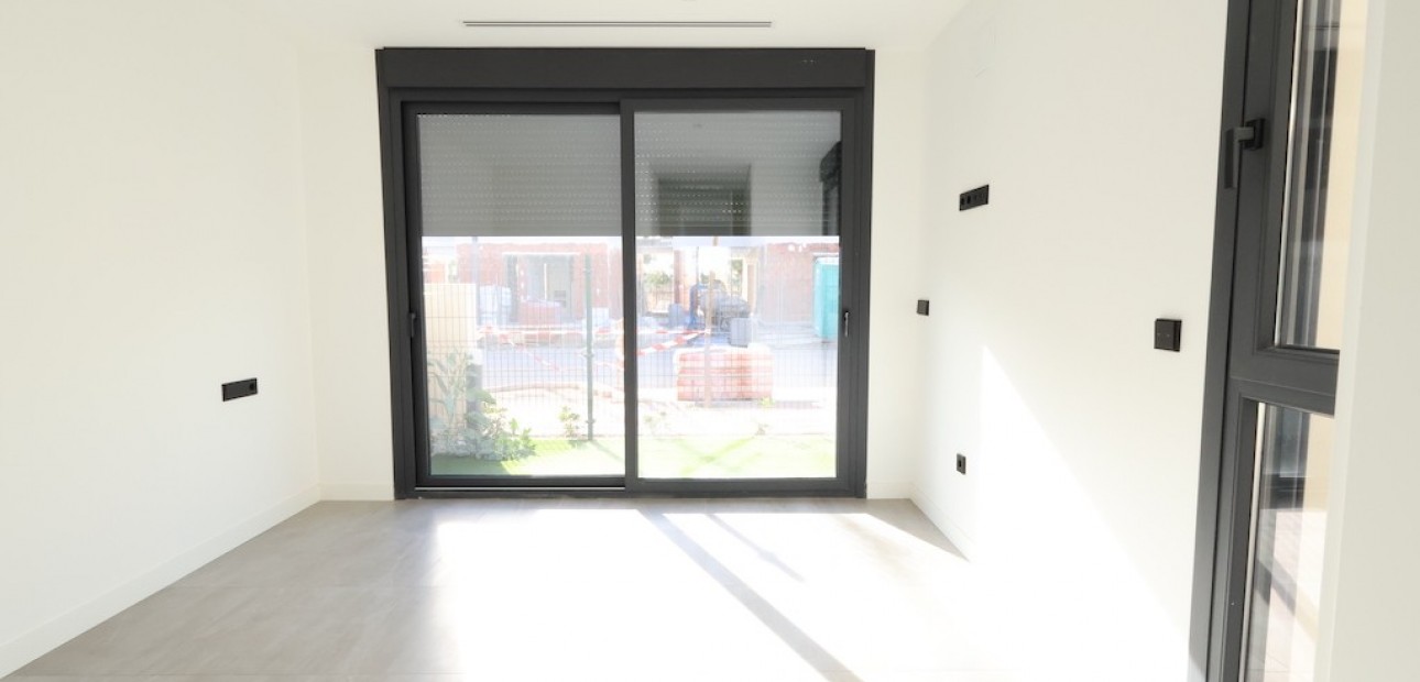 Herverkoop - Villa -
Los Alcazares