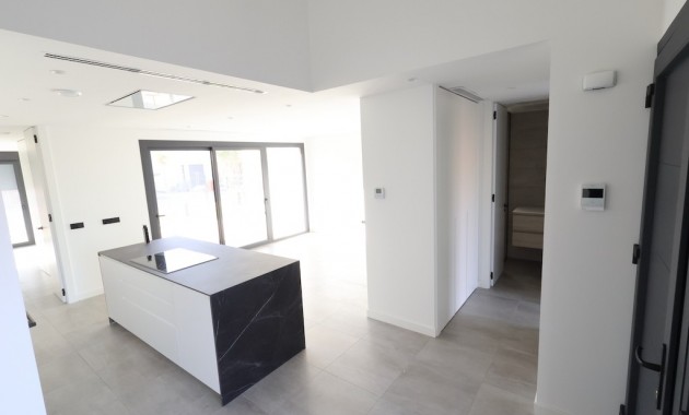 Herverkoop - Villa -
Los Alcazares