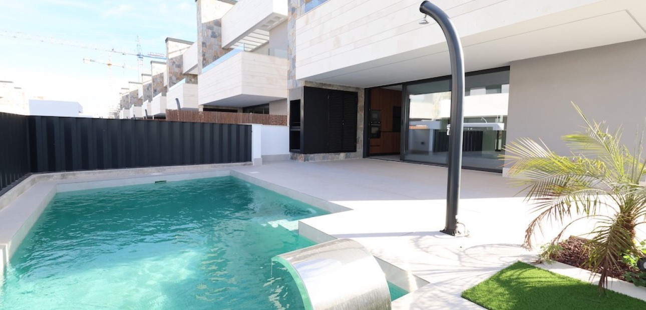 Herverkoop - Villa -
Los Alcazares