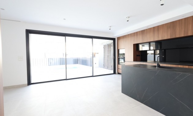 Herverkoop - Villa -
Los Alcazares