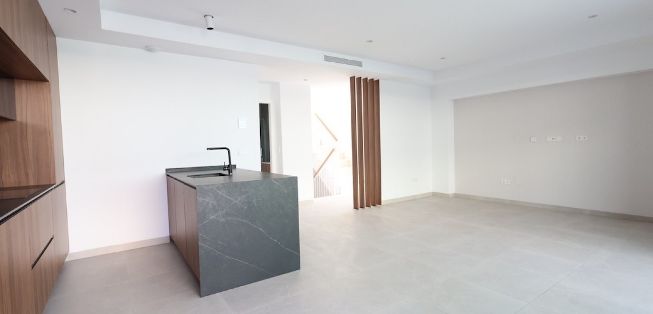 Herverkoop - Villa -
Los Alcazares