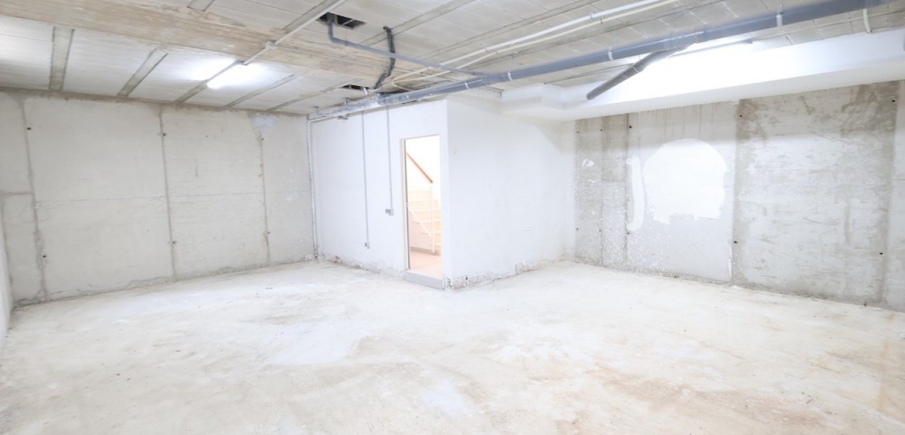 Herverkoop - Villa -
Los Alcazares