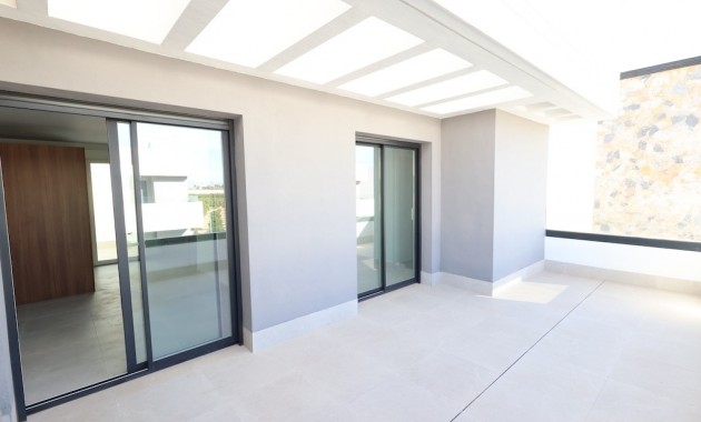 Herverkoop - Villa -
Los Alcazares